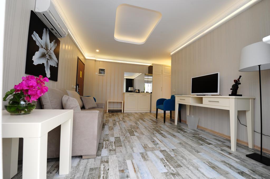 Delita Suite Hotel Turkbuku Göltürkbükü Buitenkant foto